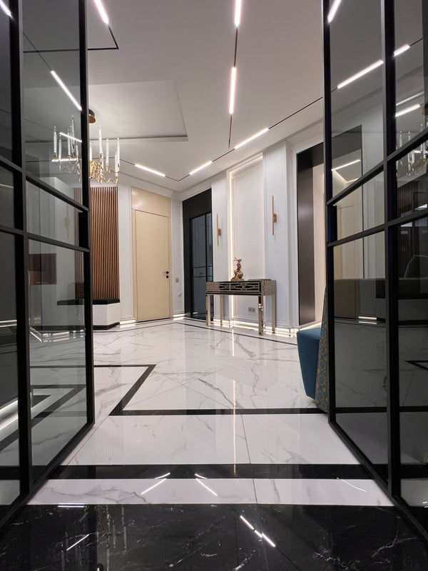 Магнитный шинопровод: Магнитный трек с линейными светильниками